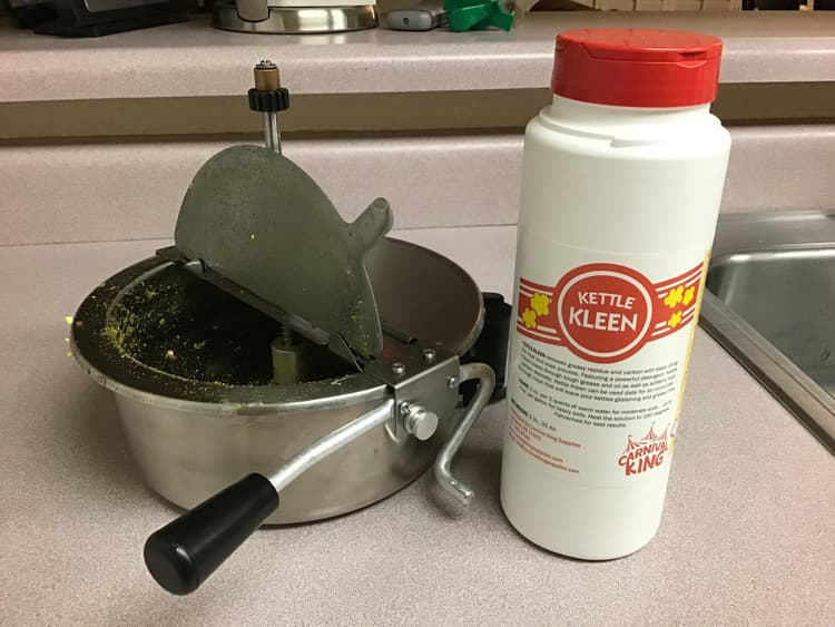 Cleans this mess up without scrubbing.